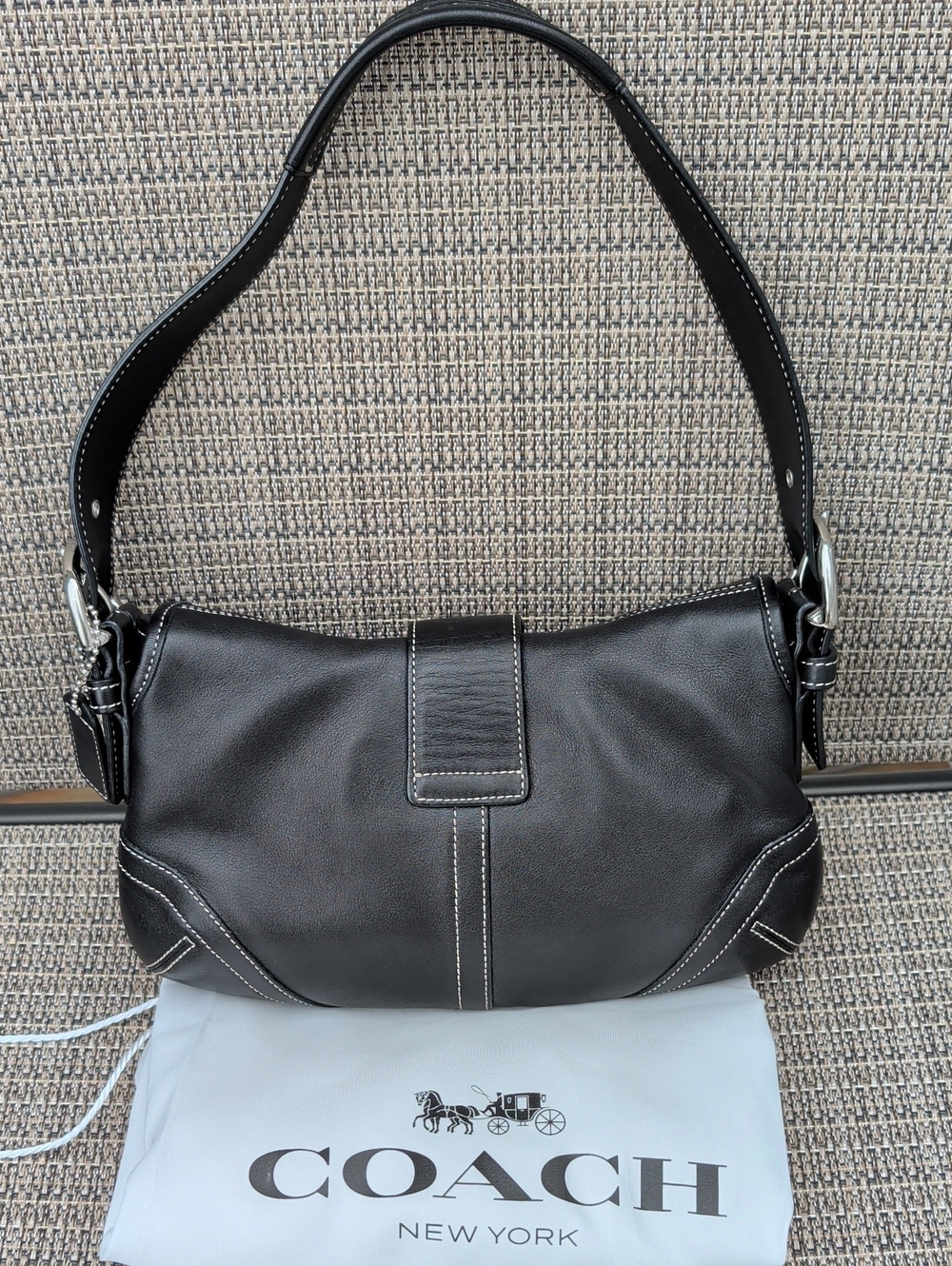 Coach Soho Buckle Flap Shoulder Bag (H040-9247) EUC - Picture 2 of 12